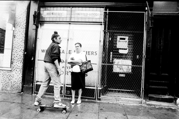 Skateboard, Whitechapel Rd
