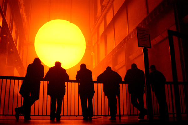The sun at the Tate gallery, 2004