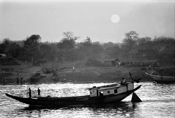 River boat, Dhaka Bangladesh, c. 1992