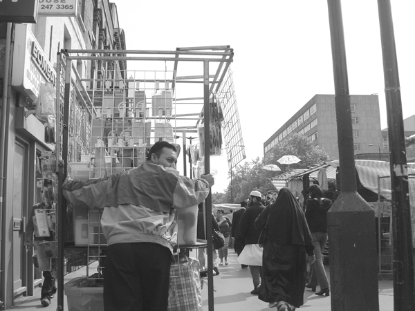 Market trader, Whitechapel Road 2004