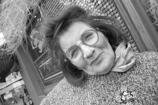 Portrait of Sandra outside the Golden Heart. Spitalfields December 2017.